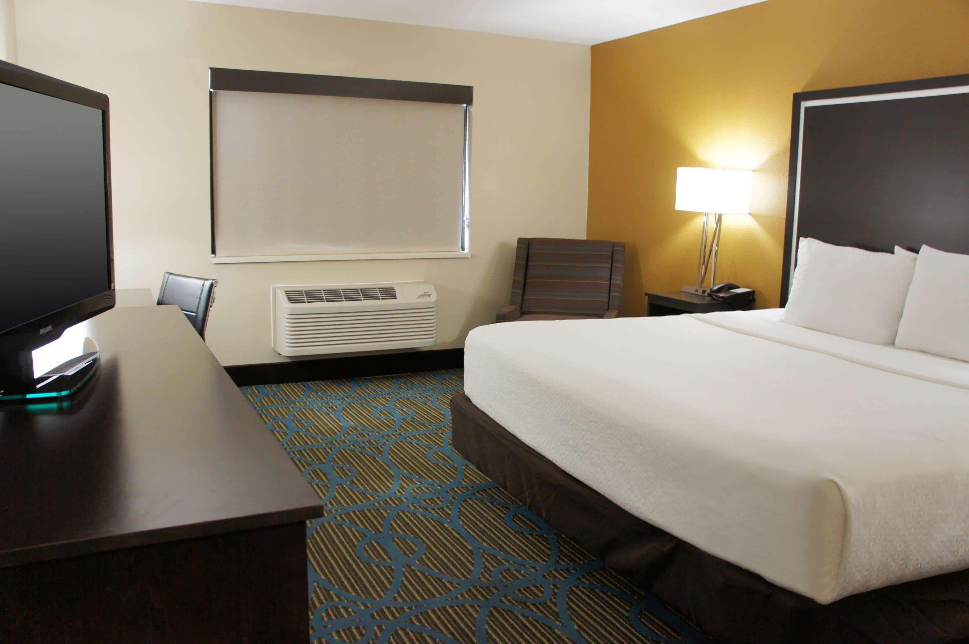 La Quinta By Wyndham Emporia Hotell Eksteriør bilde