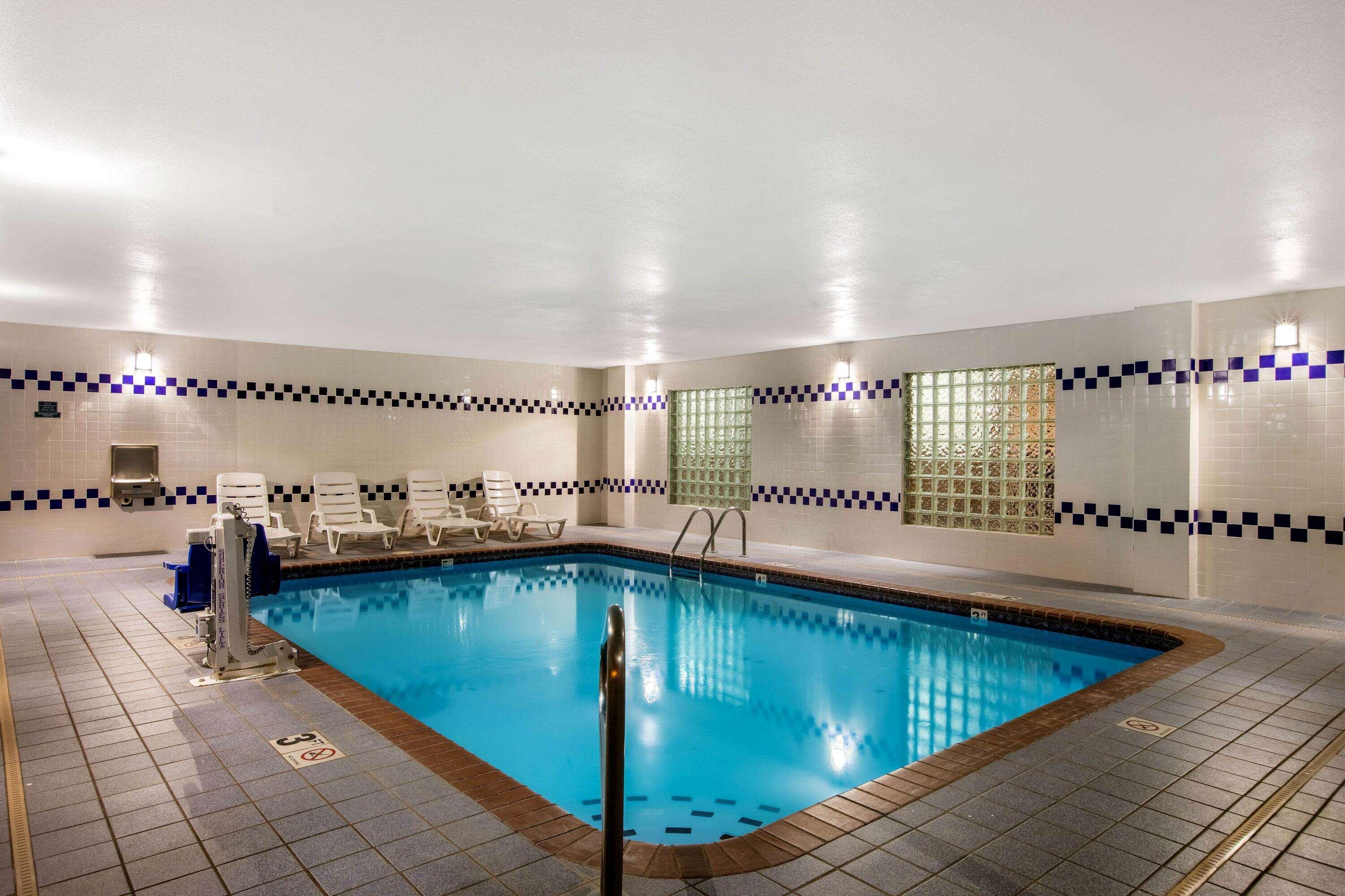 La Quinta By Wyndham Emporia Hotell Eksteriør bilde