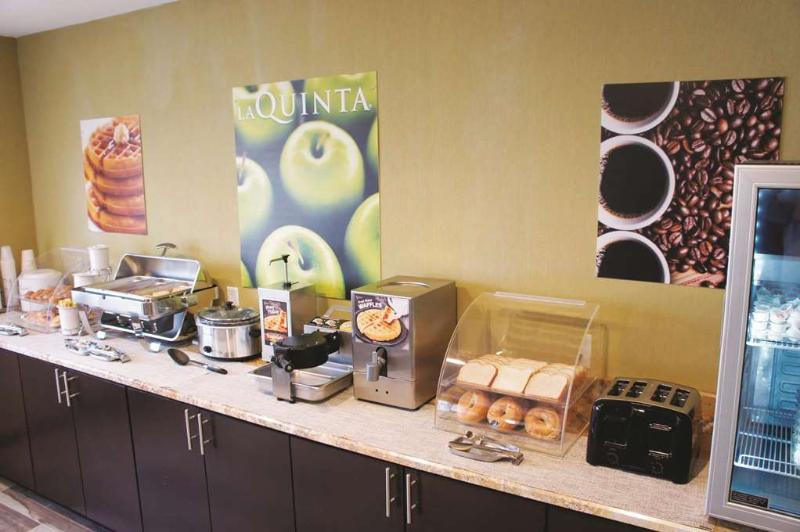 La Quinta By Wyndham Emporia Hotell Eksteriør bilde